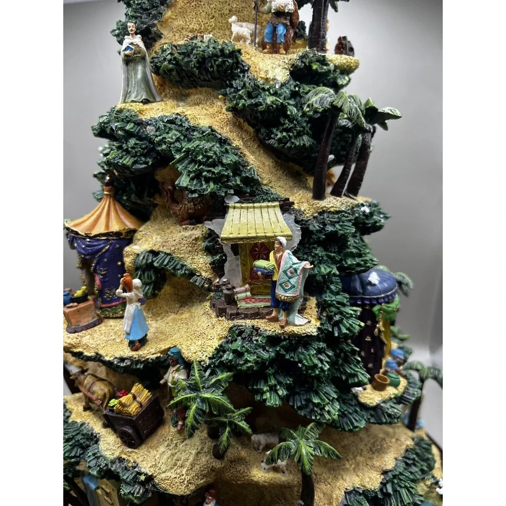 Thomas Kinkade Glory To The Newborn King Nativity Lighted Christmas Music Tree